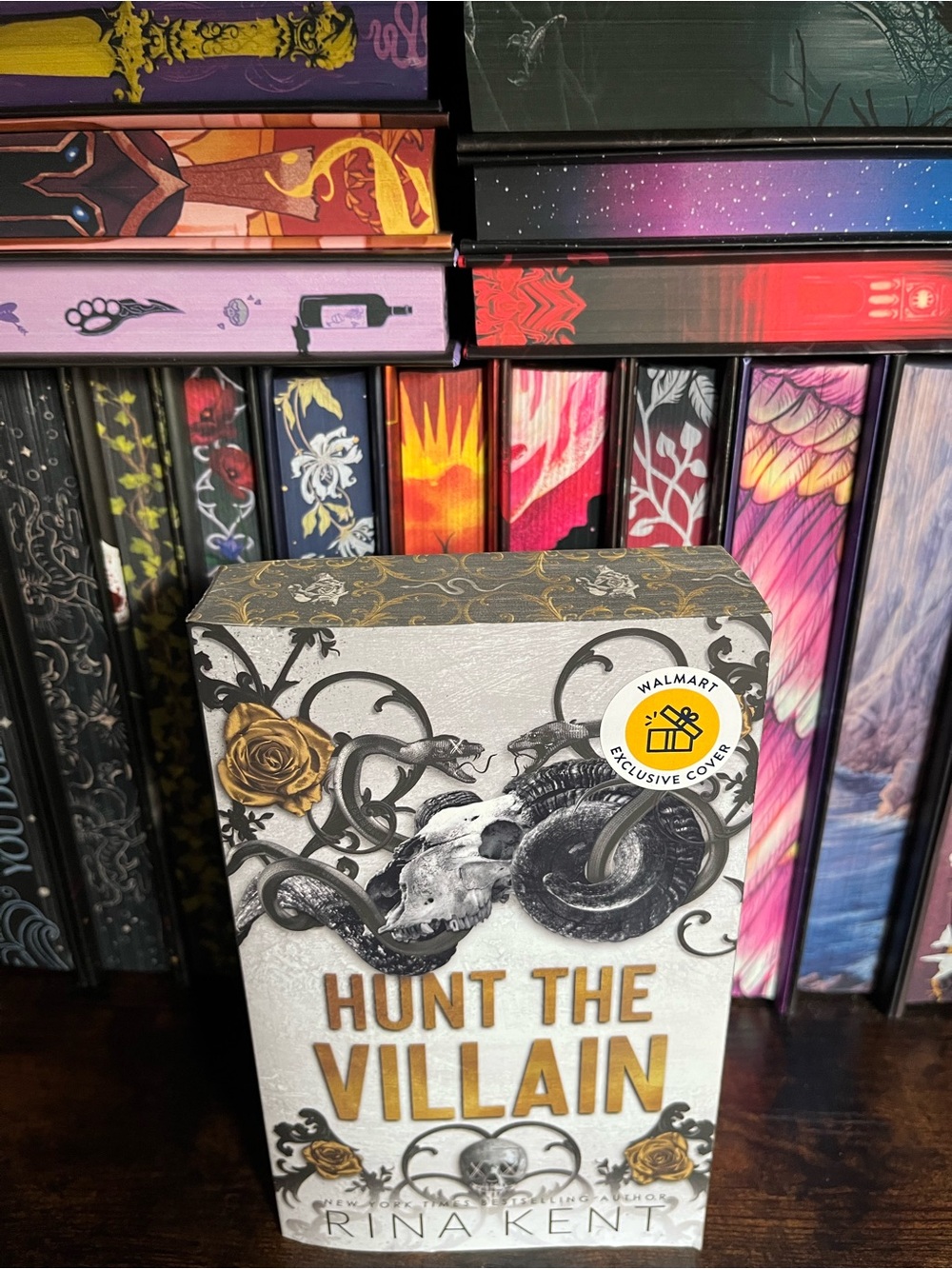 Hunt the Villain by Rina Kent
Walmart exclusive cover